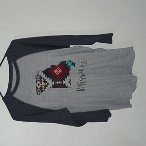 Missouri applique shirt half sleeved
